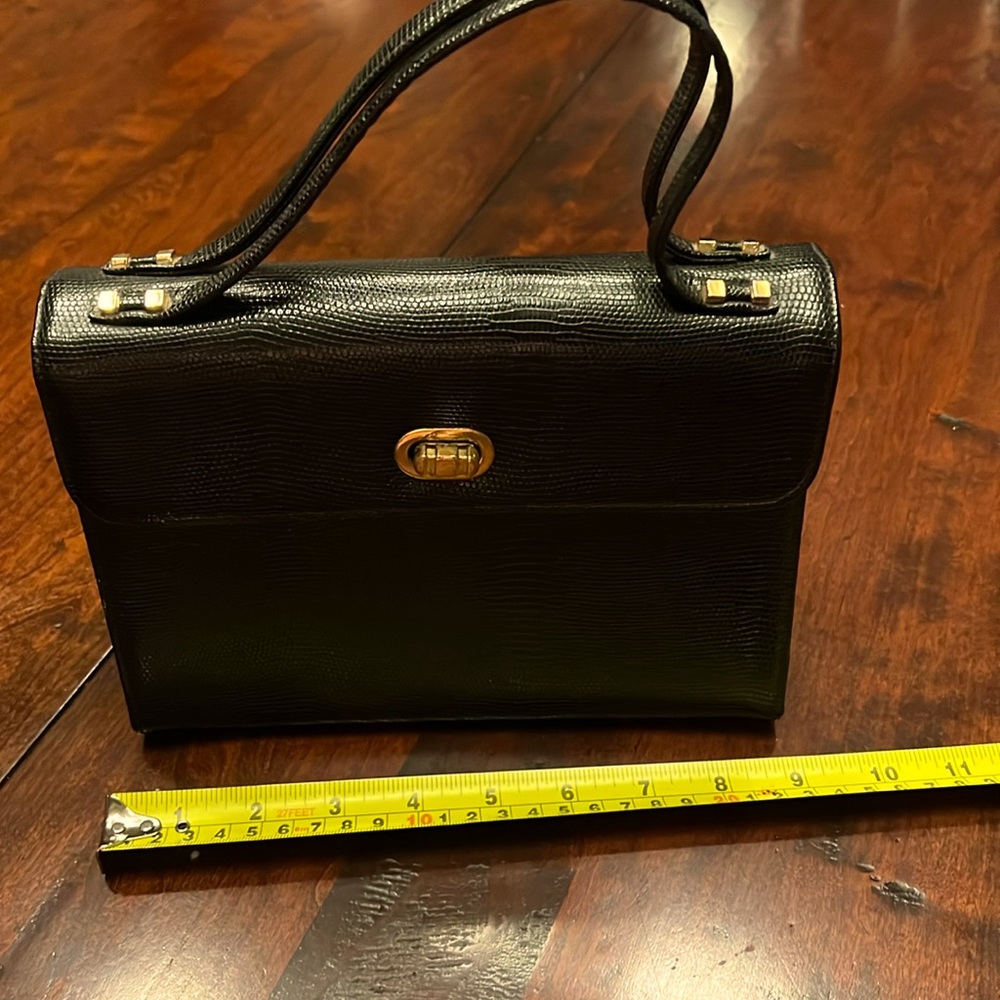 Vintage Peck & Peck clutch bag (company established 1888 in NYC) Maybe 1960 bag?